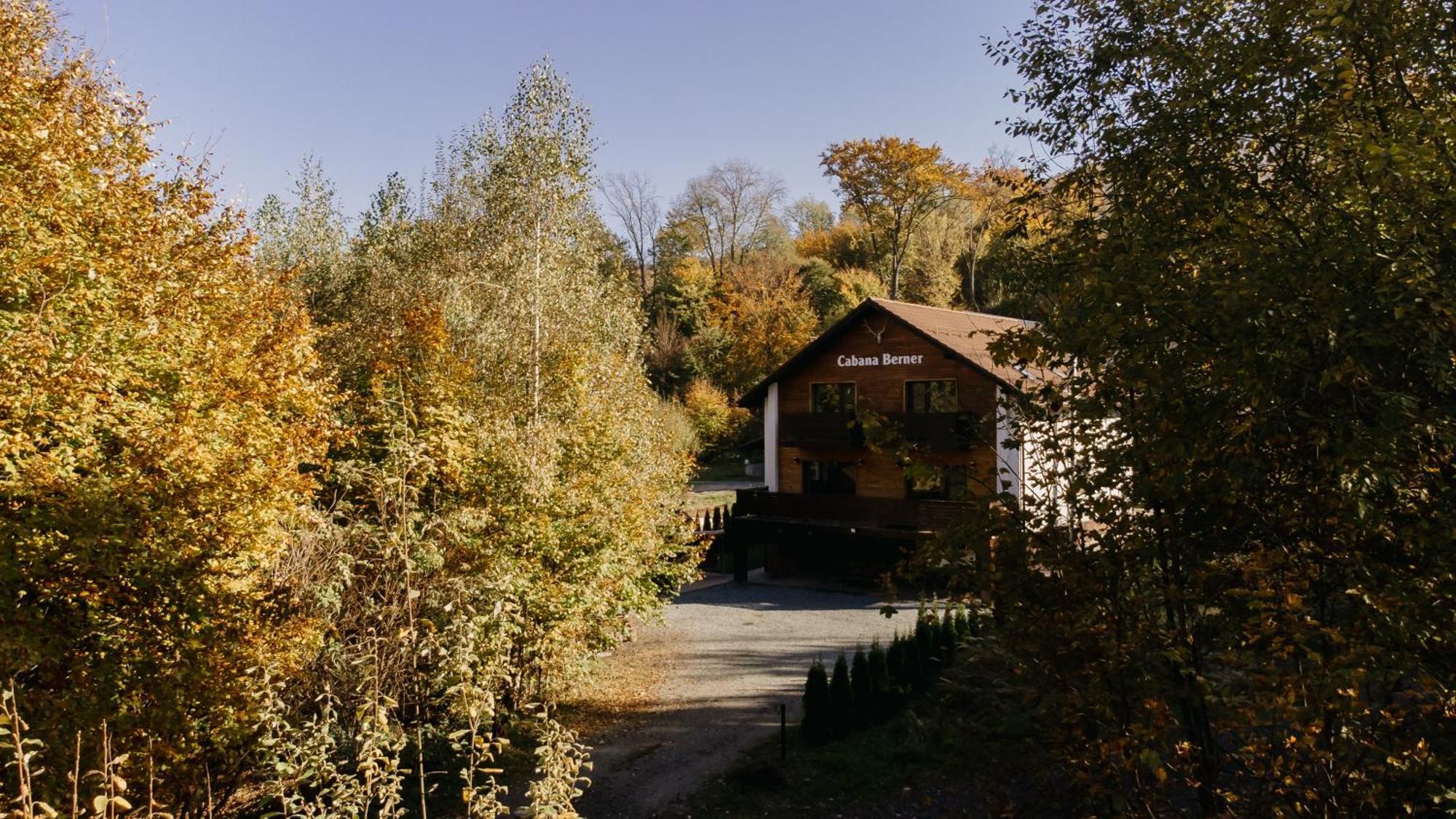 Cabana Berner Baia Sprie Bagian luar foto